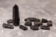 【海外】圧力で電気を生む！ブラックトルマリンの秘密を徹底解説