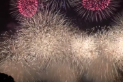 【海外の反応】「日本の花火大会は最高！」日本の花火大会。