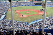 海外「神宮球場で野球の試合を見てきた！」東京で体験した思い出の観光に対する海外の反応