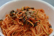 10ドルの麺vs94ドルの麺！どちらの麺に価値あるの！？「アダムが楽しそうに食べてる♪可愛い！」「おいしそう！」海外の反応