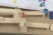 海外「これはとても素晴らしい仕掛けだね」日本のとある大掛かりで緻密な計算から作られたからくりが面白くて凄いと話題に