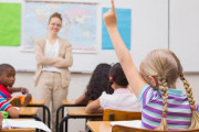 海外「一番意味の分からない学校のルール何だった？」外国の変わった学校の規則！