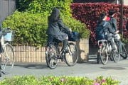 韓国人「秩序を守る日本の高校生たちをご覧ください」