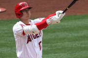 海外「祝！大谷翔平、43号ホームラン！」昨日117球投げた男が、打球速度172キロ・飛距離129.8メートルでぶっ放す！