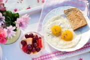 おうちカフェオープン！かわいいプーさんトースト作ってみたよ！「まるでジブリの世界」「やる気がすごいw」海外の反応