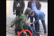 外国人「米朝首脳会談中に警備が荷物検査をした結果出てきたものが酷い」(海外の反応)