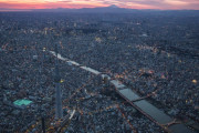 海外「初めて日本旅行に行く24歳女子にアドバイスください」日本に行くなら、いろんな街に行ってみたら？