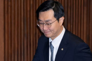 韓国人「チャン・ギョンテ議員、準強制わいせつ・二次加害で検察送致」と速報に騒然