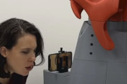 【海外】恐竜の楽器で聞く！ハドロサウルスの声を再現した音とは？