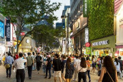 韓国人「法で取り締まるべき韓国女たちの迷惑行為がこれ」