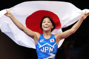 海外「圧倒的だぁ」パリ五輪女子レスリングで日本から最強金メダリストが誕生して海外大騒ぎ！（海外の反応）
