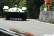 あわや大惨事！？ヒルクライムレースでフロントが宙に浮くOsella Fa30