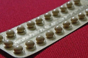 「99％の効果がある男性用避妊ピルが開発されたけど…どう思う？」回答いろいろ
