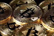 ビットコインが初めて5万ドルを突破！加速的な上昇に海外熱狂！