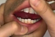 外国人「日本人が作った人肉小銭入れが不気味すぎる！」