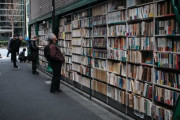 東京・神保町を散歩して古本屋に立ち寄りしてみた♪「本好きには天国！」「最高の街」海外の反応