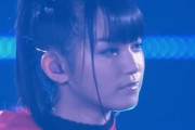HMVミュージアムでのBABYMETALの展示会 + 大村から百々子へのメッセージ　【海外の反応】