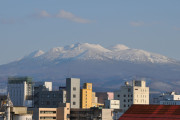 海外『日本の景色を綺麗と思うたびにあのミームを思い出して辛い』日本大好き文化への皮肉ミームに世界が爆笑