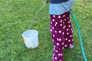男の子のおしっこって大変なんだよ。小さい男の子を持つ母親のためのトレーニング。海外の反応