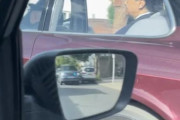 海外「イギリスで車を運転していたら日本の天皇に遭遇した件」