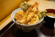 いつもより長～いよ！どん兵衛 史上最長天ぷらそば「食べたら長生きできそう！」「縁起がいいね」海外の反応