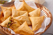 お尻に「カレー揚げパイ」を突っ込み刑務所に持ち込もうとした美食家現るｗｗｗｗｗ