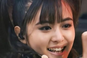 MOAMETALが右手首にバンテージを巻いてることに気づいた人いる？　【海外の反応】