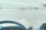 【画像】ゴミ収集車の運転席
