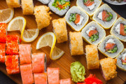 秋葉原「きんのだし」の高級寿司の食べ放題で72貫完食！ 海外の反応