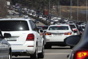 韓国人「車が欲しければ今すぐ江南に行かなければならない」