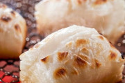 デンマーク「君達の国で死人を出してる食べ物は？」日本「餅」