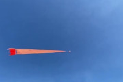 たこ糸が絡まり女児が大空に飛ばされる衝撃映像に「怖すぎる」の声