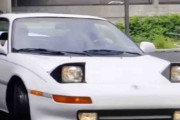 【海外の反応】1991年式のトヨタMR2はデンジャラスだけど楽しいスポーツカーだった！