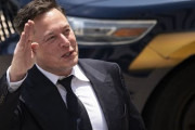 ツイッター社、買収を土壇場で取りやめたイーロン・マスクを提訴[海外の反応]