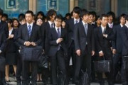 【海外の反応】韓国人「なぜ日本人は草食系男子になってしまったの？」
