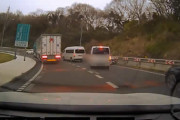 無くならない逆走　衝突事故の瞬間映像