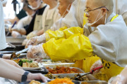 韓国人「ソクチェ僧侶が食事を作ってくれるのに、試験なんて大したことないでしょ？」→大学生120人が集まった寺の昼食が話題に