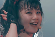 BABYMETALは封印を解いて召喚するためのアイテムをみんなに提供してた！　【海外の反応】
