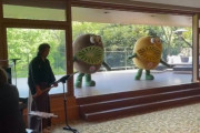 ニュージーランド首相、キウイダンスを見せられ日本の洗礼を受けるｗｗｗｗ