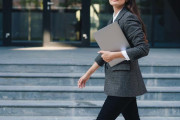 日本「上場企業1600社のうち女性社長は13人しかいません…」