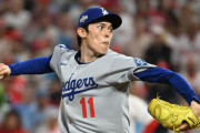 ロバーツ監督が佐々木朗希をクローザーに指名して全米騒然！←「ようやく学んだか」（海外の反応）