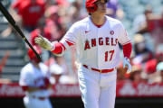 海外「大谷翔平、待望の26打席ぶりアーチ！(ﾌﾞﾙﾌﾞﾙ」34号ホームラン！打球速度172km、飛距離127mセンターへかっ飛ばす！！