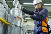 韓国人「また日本が韓国に敗北！」韓国のフッ化水素輸入額66%減少、EUVレジスト依存度は半分に減ってしまう‥　韓国の反応