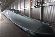 【海外の反応】「日本は高速鉄道のパイオニア」日本のALFA-X新幹線。