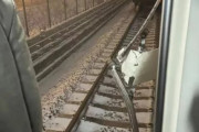 海外「中国で地下鉄事故。走行中に車両の連結部分が外れ、100人以上が負傷」