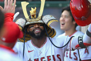 【海外の反応】「大谷級の打球音」エンゼルスの秘密兵器が昇格初打席で特大ホームラン！