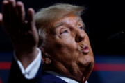 「トランプ、韓日米軍駐屯強く反対」元ホワイトハウス参謀証言＝韓国の反応