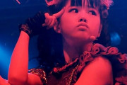 BABYMETALが新曲“Monochrome”のリリックビデオを公開 part1　【海外の反応】
