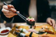 【海外の反応】日本で在日韓国人女性が、漂白剤の入ったコップを出され入院　海外の反応「廃業させて罰金を科すべき、間違いなく憎悪犯罪だ」