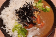 外国人「あの日本のカレールーを買ったので自分で作ってみた」